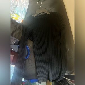 Long, long sleeve black sweater shirt